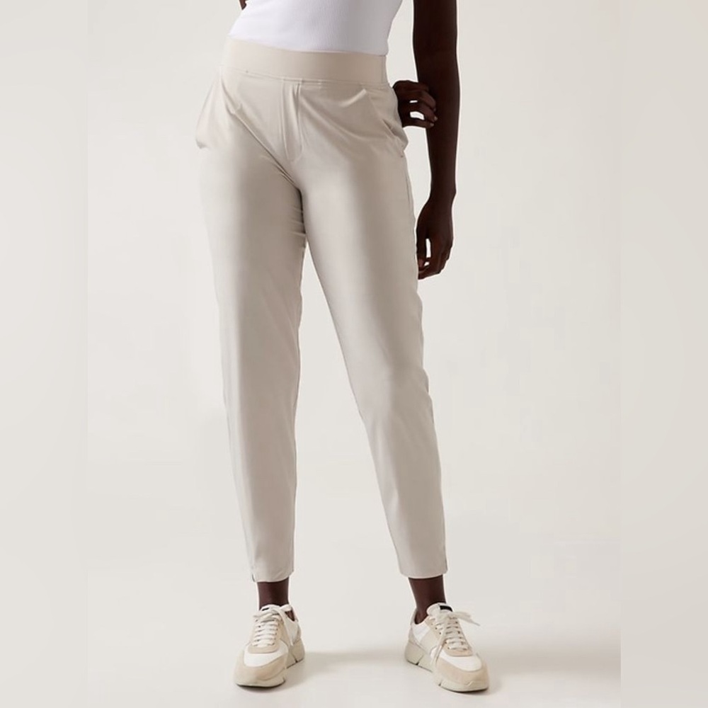 Athlete Tan/Cream Brooklyn Joggers